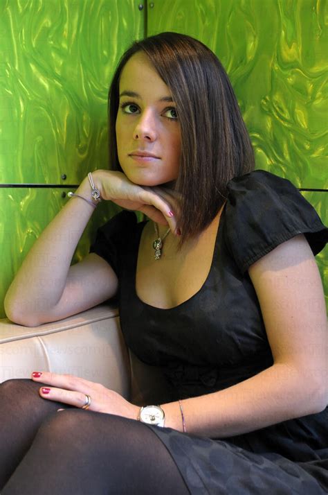 Schauen sie später noch einmal vorbei. Multi Hose: Alizee