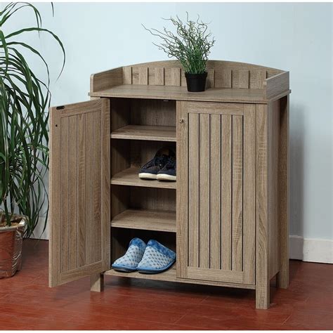 Upcycling an old crate for a shoe storage box is a great way to get creative with your entryway shoe storage ideas. Rosecliff Heights Wooden Slat Entryway Shoe Storage ...