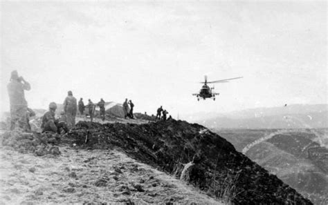 May 19, 2021 · ソ連軍侵攻前の時期が、アフガニスタンにとって最良の時代だったと懐かしむ。 「あの頃は、どんな宗教、宗派の信者も完全に自由でした. 貴方はソビエトアフガン侵攻時の画像を見たことがありますか ...
