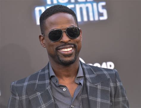 It looks cold and even though the actors seem to be enjoying themselves, one can tell that there is a dark undertone to the location and the way that the lights are. Sterling K. Brown on Being a 'Dick' in The Predator, Waves, & Frozen 2 | IndieWire