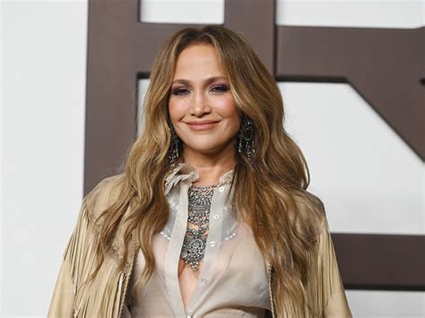 Jennifer Lopez Flaunts Her Fit Physique In Cant Get Enough Video