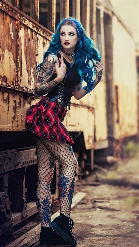 Pin By Spiro Sousanis On Blue Astrid Gothic Fashion Hot Goth Girls
