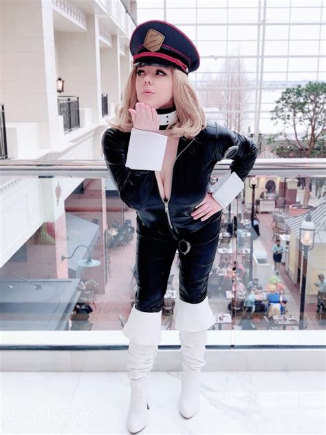 Cosplayer Recria A Personagem Camie De My Hero Academia De Forma