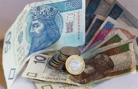 Płaca minimalna 2021 rozporządzenie rady ministrów z dnia 15 września 2020 r. Płaca minimalna 2021. Ile wyniesie "najniższa krajowa" w ...