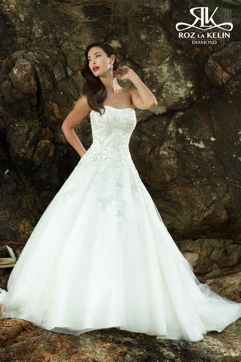 Roz La Kelin Diamond Carom 5334t Wedding Dress F Web 1600×2400
