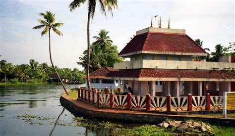 Kerala Tourism Places An Opportunity To Explore The Land