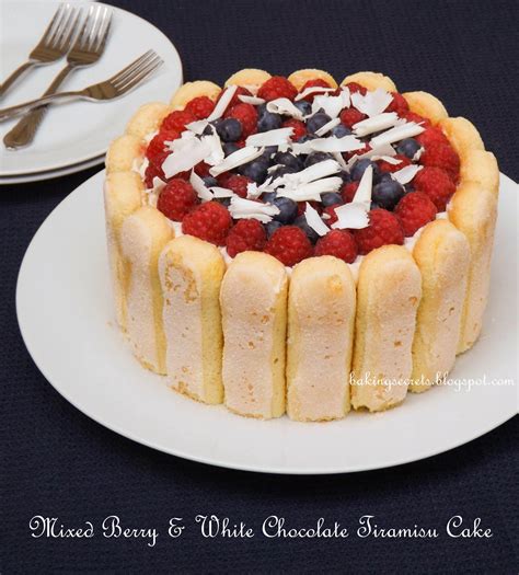 Baking Secrets Mixed Berry And White Chocolate Tiramisu Cake Uogų Ir Balto šokolodo Tiramisu Tortas