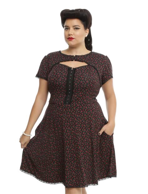 Black And Red Miniature Roses Rockabilly Dress Plus Size Hot Topic