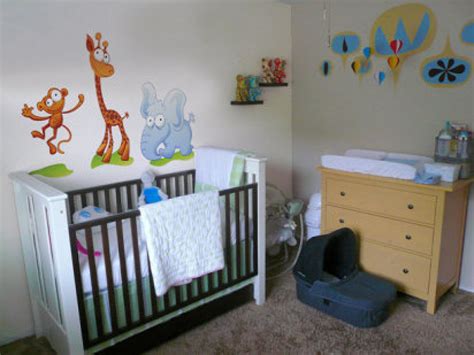 Luminoso pegatinas de pared yosemy luna y estrellas, fluorescente decoración de pared para dormitorio de niños, diy decoración de la habitación para chico niña bebé, casa interior mural, 200 pzas. decorar paredes para ninos | facilisimo.com