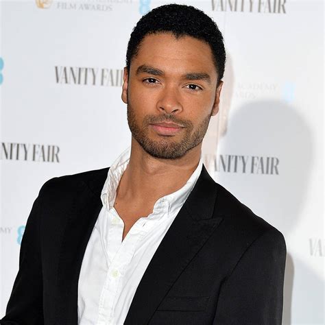 As we all know, bridgerton is in the middle of filming its sophomore season, and to be honest, i was so excited to see daphne, simon and co. Regé-Jean Page de Bridgerton es el nuevo candidato para ...