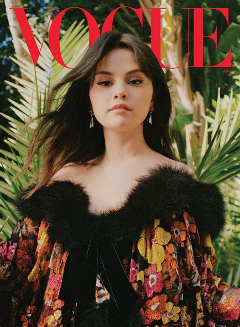 Tap To Read Her Full Cover Story Style Selena Gomez Selena Gomez Cover Fotos Selena Gomez