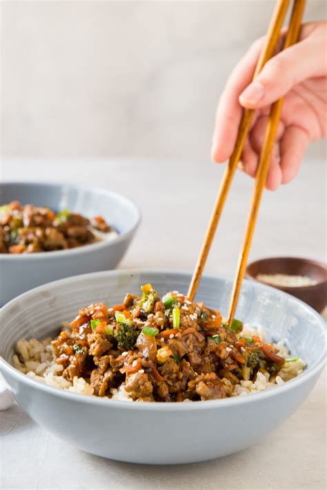 For this healthy turkey meatball recipe, lean ground turkey is mixed with fresh mushrooms, oats, garlic, spices and a little parmesan cheese for a meatball that's moist, delicious and has more fiber and less saturated fat than a traditional beef and pork version. Easy Ground Turkey Recipes | Healthy Teriyaki Turkey Rice Bowl