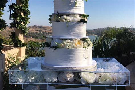 Artistic Cakes Wedding Cake Azusa Ca Weddingwire