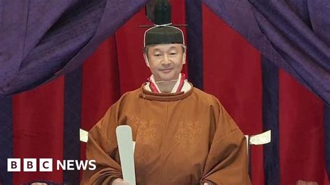 Naruhito Ancient Ritual Of Japans Emperor Ascending Throne Bbc News