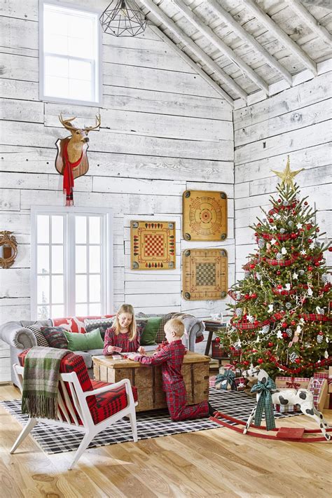 38 Country Christmas Decorating Ideas How To Celebrate Christmas In