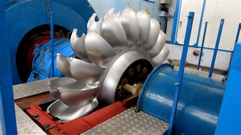 Turbine Hydraulique Une Turbine Pelton Est Un Type De Turb Flickr