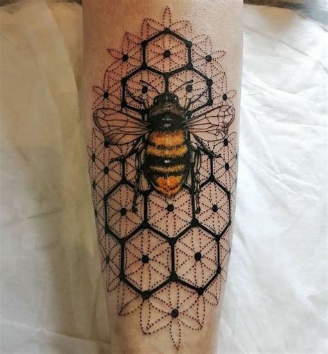 25 Best Bee Tattoo Ideas For Women Beautiful Dawn Designs