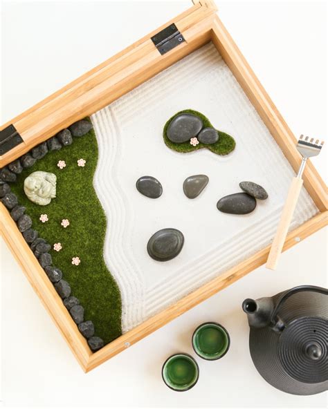 How To Make Your Own Mini Zen Garden From Scratch