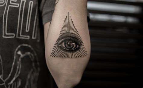 10 Most Attractive Eye Tattoo Design Ideas Eal Care
