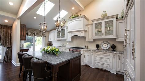 Traditional Kitchen Remodeling and Design Ideas - Linly Designs