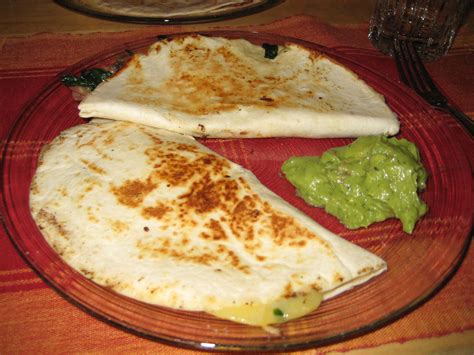 Possibly one of the most popular dishes that can be found in the mexican the recipe is extremely simply as it only consists of a corn tortilla folded in half with melted cheese in the middle. Tasty Spinach Quesadilla Recipe | Mexican Food Recipes