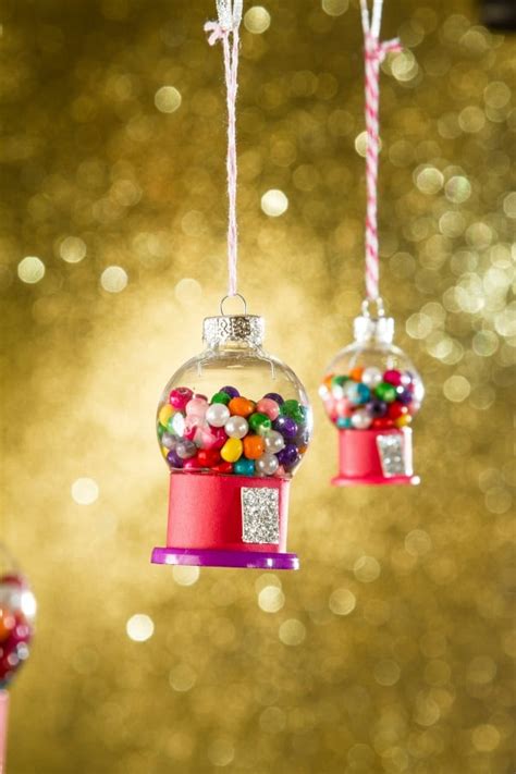 Hanging christmas planter (unknown source)… diy snowman candle holders from crafts for all seasons. 25 Super Creative DIY Ornaments - Pretty My Party