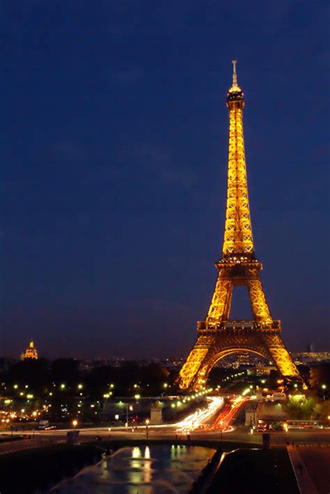 Images Of Eiffel Tower By Night Eiffel Tower Pictures Of Paris