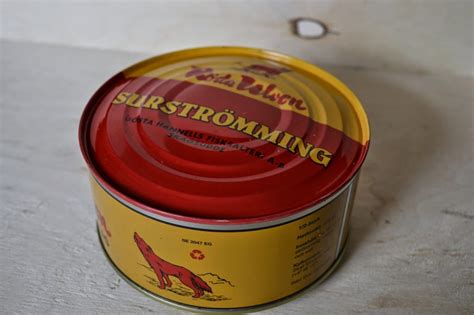 Damit ist der fisch streng genommen nicht mehr frisch, aber noch genießbar. Ausprobiert: Surströmming - Leberkassemmel und mehr