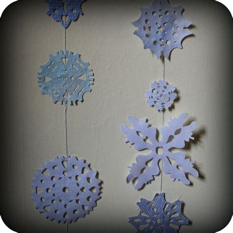 The Craft Revival Tutorial Snowflake Garland