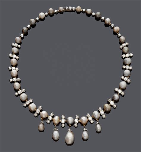 Natural Pearl And Diamond Necklace Ca 1900 Silver And Yellow Gold