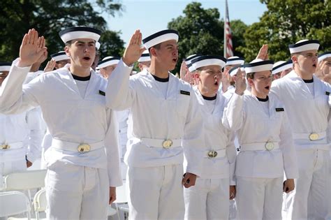 Naval Academy Midshipmen Sworn Into A Plebe Summer Like No Other Usna 1978