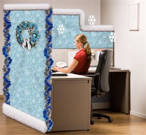 4 Creative Ideas For Christmas Cubicle Decorations Lovetoknow