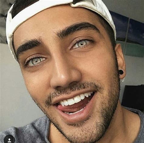 guys with colored eyes pinterest sarah💎 gorgeous eyes pretty eyes beautiful men faces