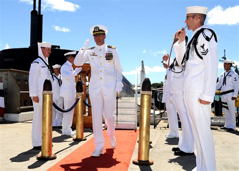 Uss Louisville Holds Change Of Command Commander Us Pacific Fleet