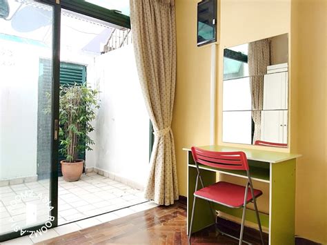 Distance from centre of petaling jaya: Fully Furnished Medium Room @ The Istara Condominium ...