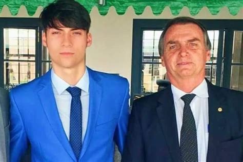 Bolsonaro Sobre Filho Jair Renan Conhecem O Novo Embaixador