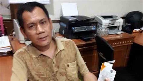 Sudah cek statu pelacakan jne tapi tidak tau artinya? Indra J Piliang Resmi Ditetapkan Sebagai Tersangka Kasus Narkoba - Widiynews