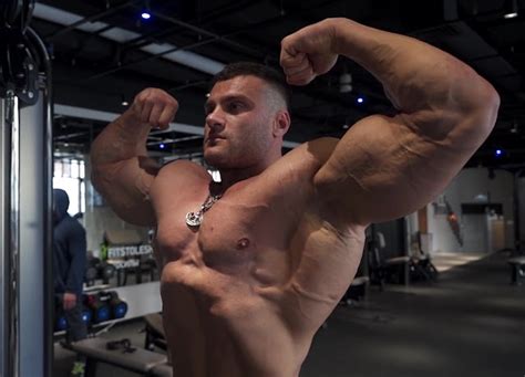 muscle lover ukrainian classic physique bodybuilder kirill khudaev