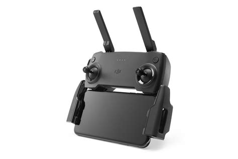 But overall, the drone flies effortlessly under calm conditions. DJI MAVIC Mini Fly More Combo (DJIM0240C) | T.S.BOHEMIA