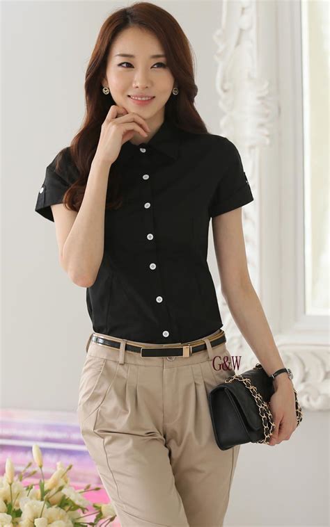 Baju kaos tshirt wanita lengan panjang long sleeve tumblr tee motif polosan kata love always casual slimfit ori modern terbaru promo atasan cewek sweater distro combad 30s turtle neck. KEMEJA WANITA HITAM LENGAN PENDEK | Model Terbaru | Jual ...