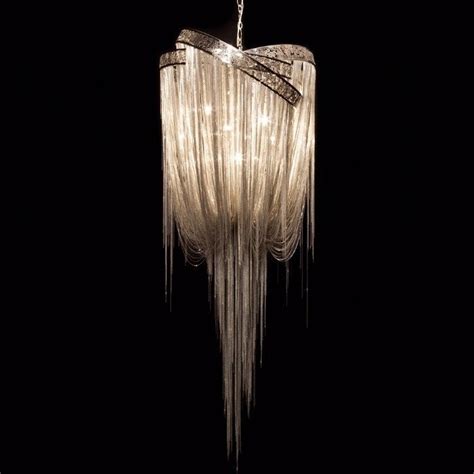 Hanging chain lamp