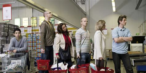 The 11 Worst Types Of People You Get Stuck Behind In Line At The