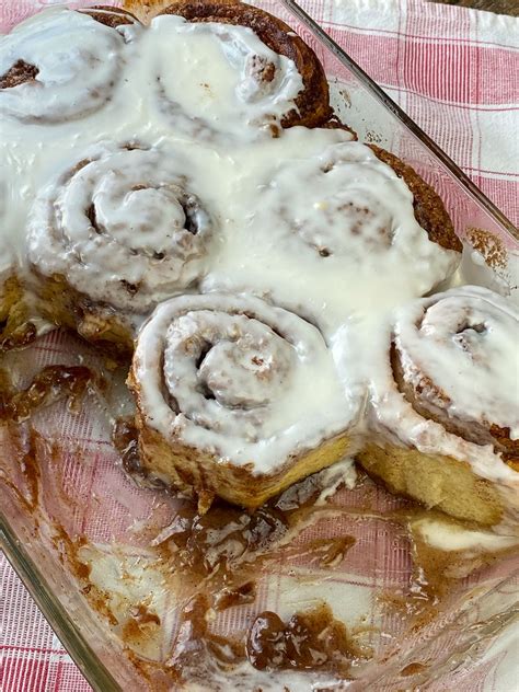 Canned Cinnamon Rolls With Cream Plowing Through Life