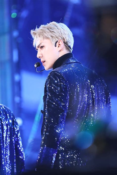 Sie ist in sinsheim aufgewachsen. #SEHUN #EXO | Sehun, Rapper, Dançarino