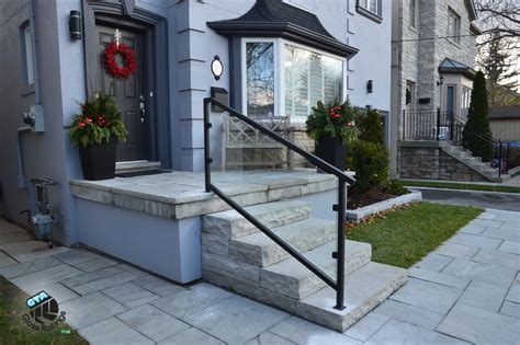 Your outdoor stair railing needs are met with the ultimate versatility with durarail aluminum railings. Glass Railings Toronto | Services | Outdoor Railing | GTA ...