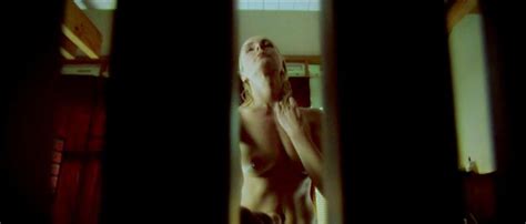 Nude Video Celebs Saskia Valencia Nude Kopf Oder Zahl 2009