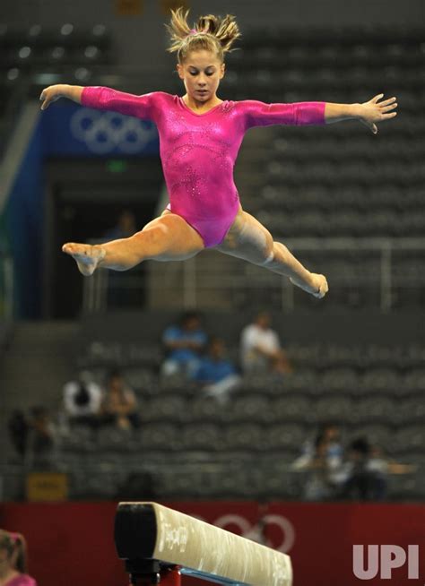 Photo American Gold Medal Hopeful Gymnast Shawn Johnson Trains In