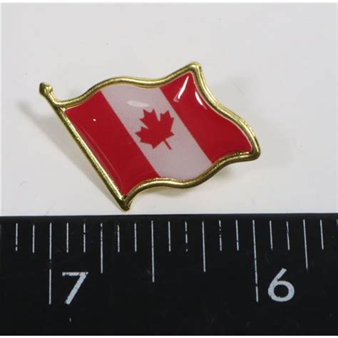 New Canadian Flag Lapel Pin