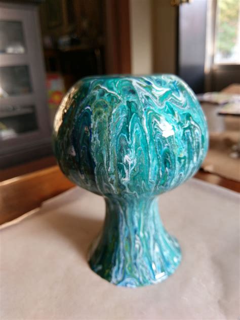 Home And Living Acrylic Pour Glass Vase Vases Pe