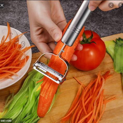 Stainless Steel Fruits And Vegetables Peeler With Julienne Shredder